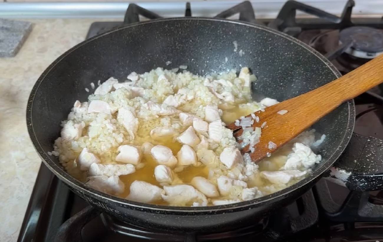 Ризото з куркою і грибами: простий рецепт страви, наче з ресторану